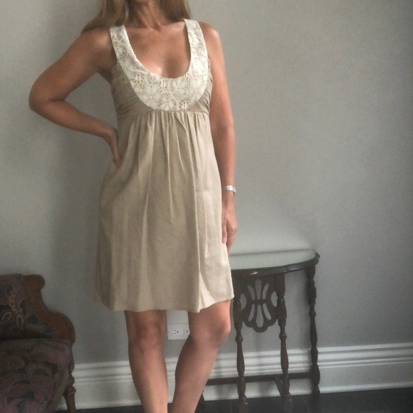Sundress - Picture 1 of 5